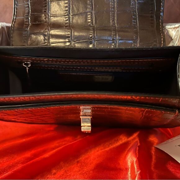 Steve Madden brown faux croc crossbody. New with tags! - Picture 6 of 7